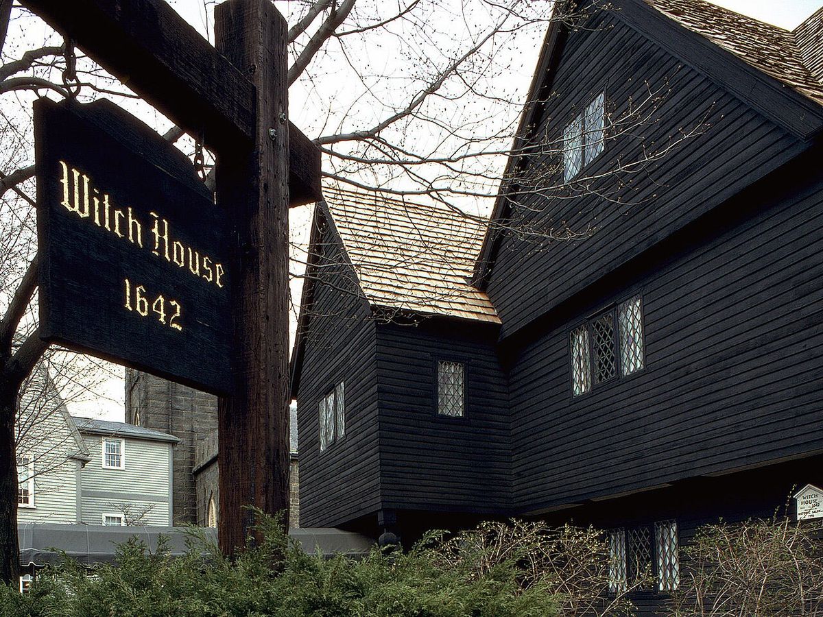 The Salem Witch Trials — Mass Hysteria in Colonial Massachusetts (1692)