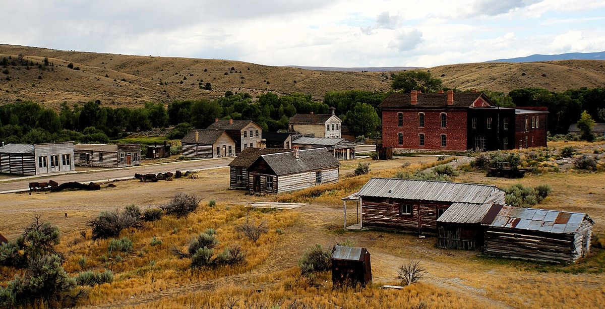 Bannack Ghost Town — Montana's haunted gold rush settlement