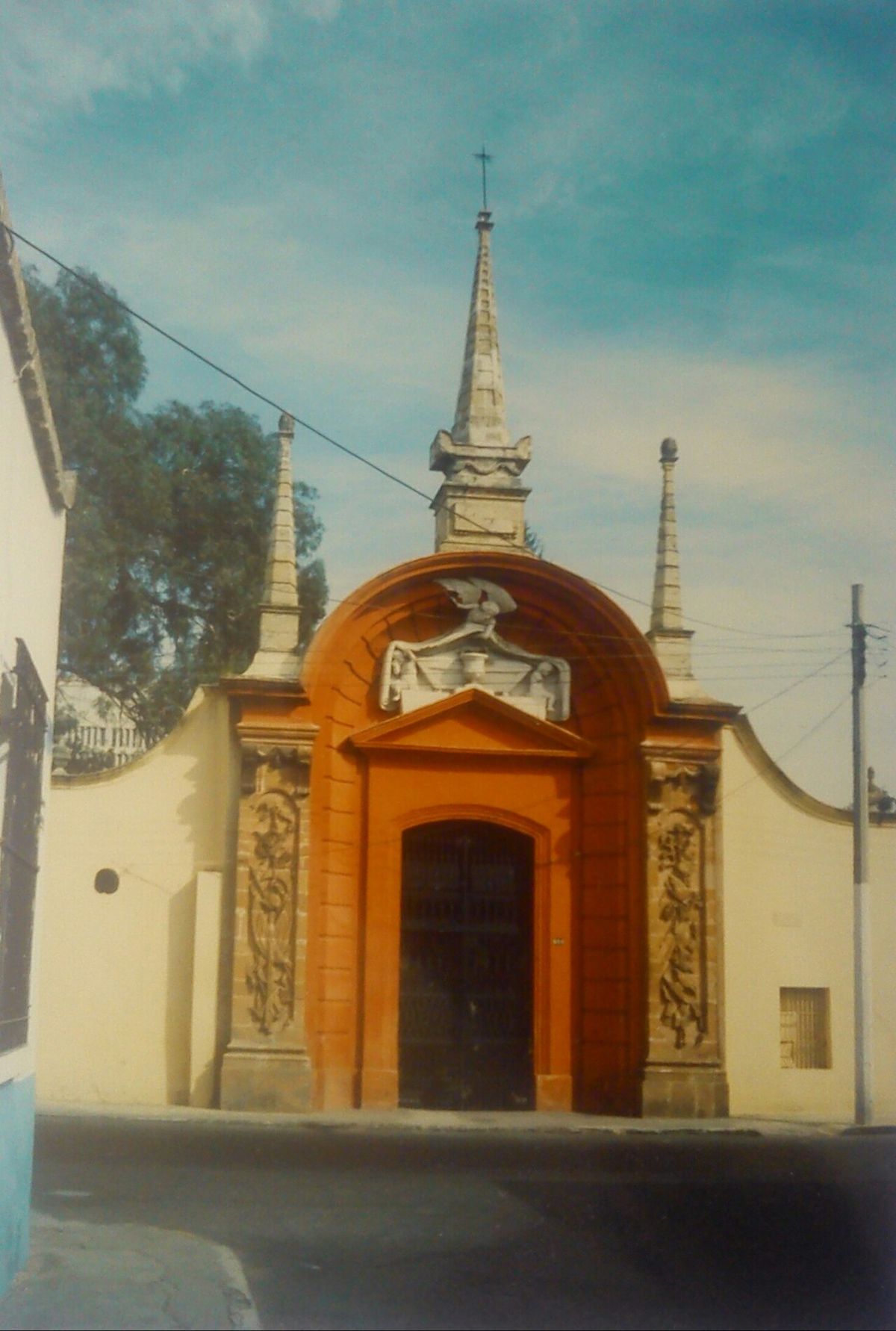 Panteón de Belén — the vampire tree and the cursed graves of Guadalajara
