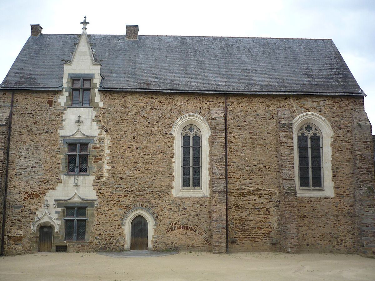 Château de Châteaubriant — Françoise de Foix's poisoned ghost in Brittany
