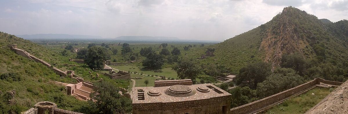 Bhangarh Fort — India's most haunted site, cursed by a sorcerer in Rajasthan